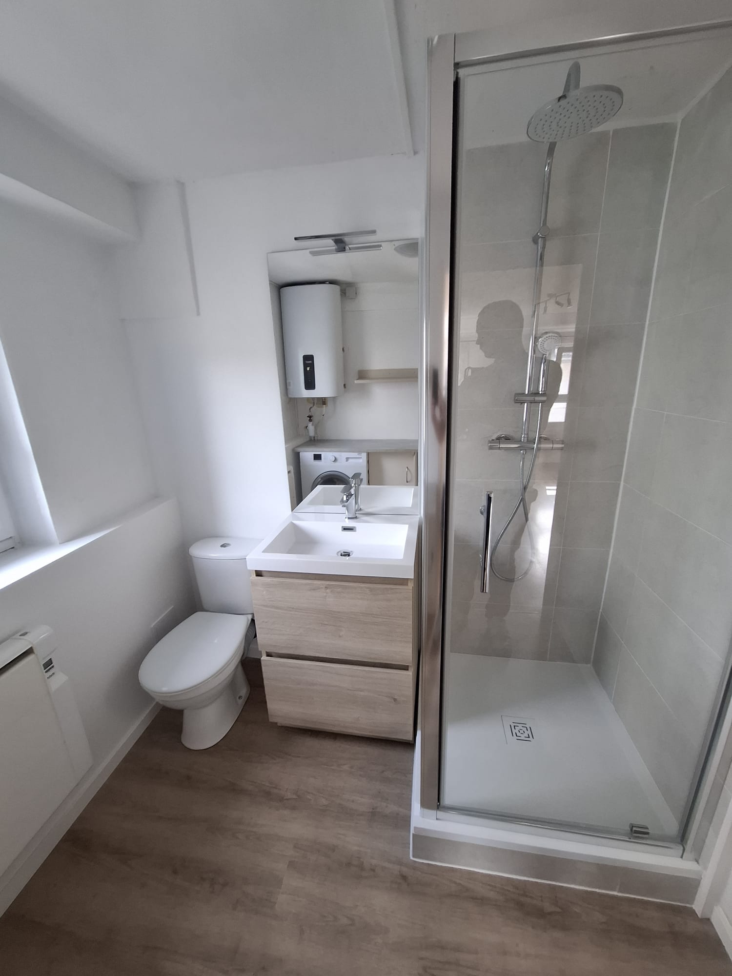 Rénovation d’une salle de bain après sinistre à Rouen Préfecture